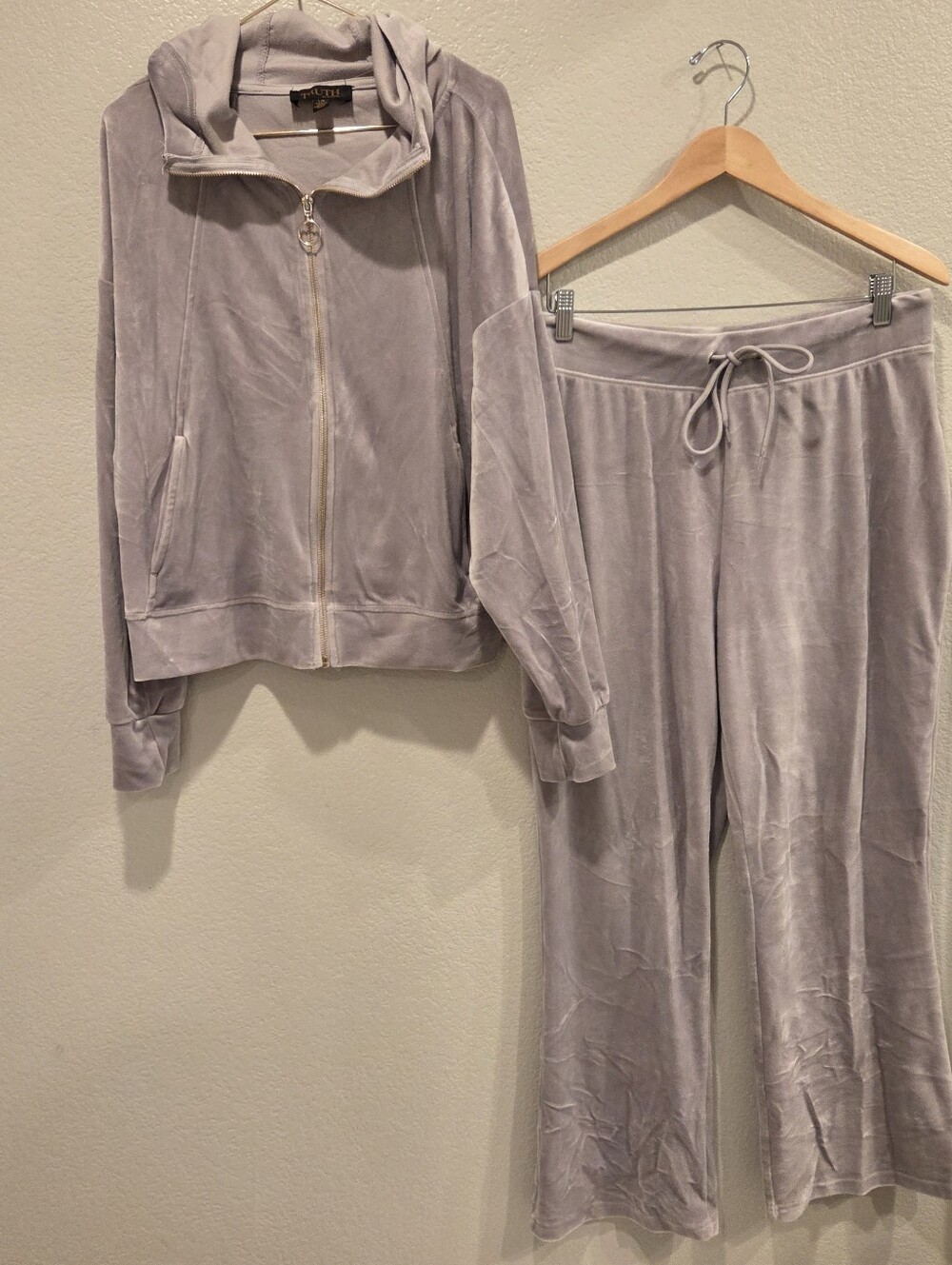 Truth by Republic Lavender Velour Track Leisure Suit Women's Atleisure Luxe L